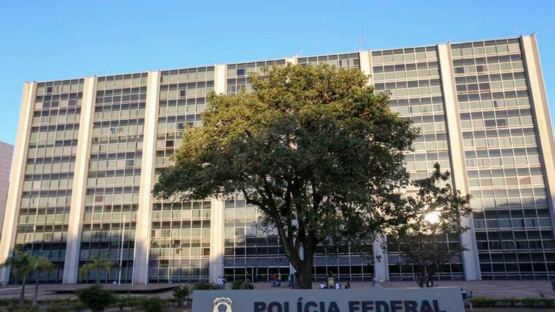 Operação Exchange: Polícia Federal Combate Lavagem de Dinheiro do PCC em São Paulo