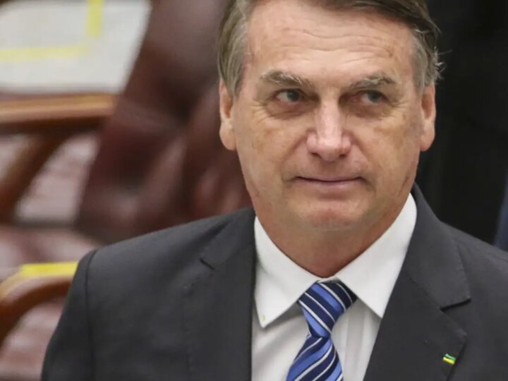 Exército Entrega Armas de Bolsonaro à PF e Informa Sobre Ausência de Duas