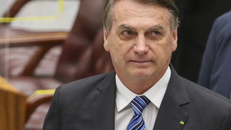 Exército Entrega Armas de Bolsonaro à PF e Informa Sobre Ausência de Duas