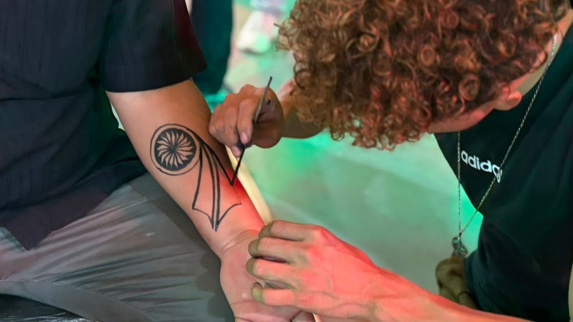Artista Karipuna Viaja 600 km para Expor Sua Cultura na Expofeira de Amapá