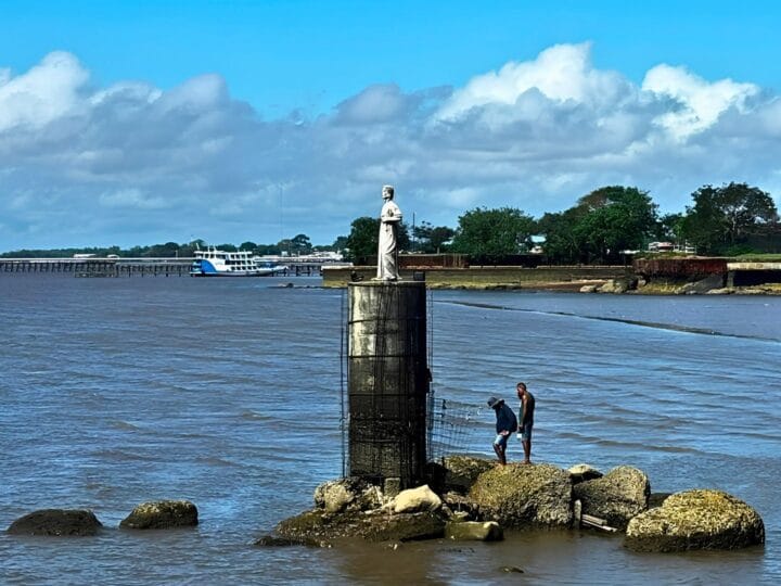 Paralisação das Obras na Pedra do Guindaste: Intervenção do CAU e Iphan em Macapá