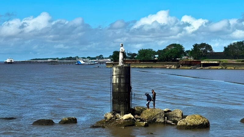 Paralisação das Obras na Pedra do Guindaste: Intervenção do CAU e Iphan em Macapá