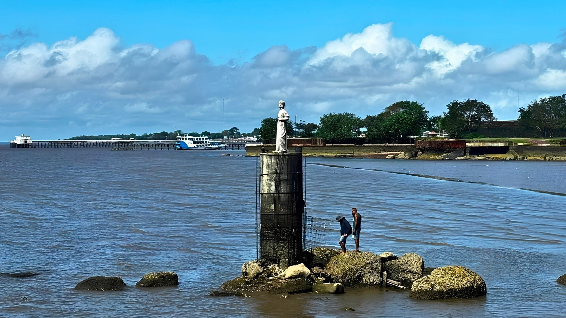 Paralisação das Obras na Pedra do Guindaste: Intervenção do CAU e Iphan em Macapá