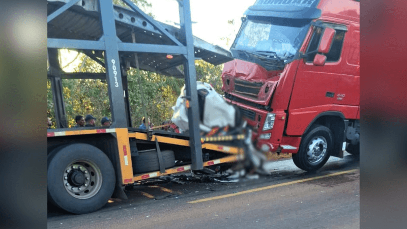 Tragédia na BR-153: Acidente Envolvendo Carretas Resulta em Duas Mortes