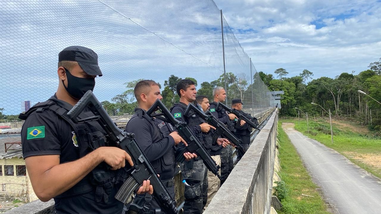 Amazonas Registra o Menor Número de Policiais Penais do Brasil, Revela Estudo