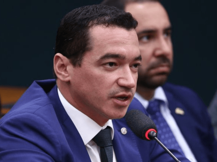 Alexandre Guimarães Declara R$ 2,6 Milhões em Patrimônio ao TSE como Candidato ao Senado