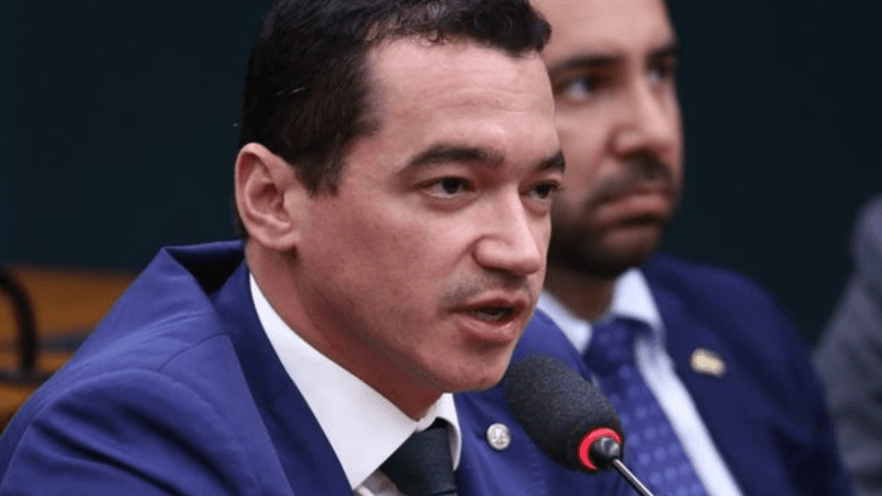 Alexandre Guimarães Declara R$ 2,6 Milhões em Patrimônio ao TSE como Candidato ao Senado