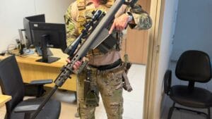 Polícia Federal Apreende Fuzil de Alta Precisão em Operação Contra Tráfico de Drogas no Amazonas