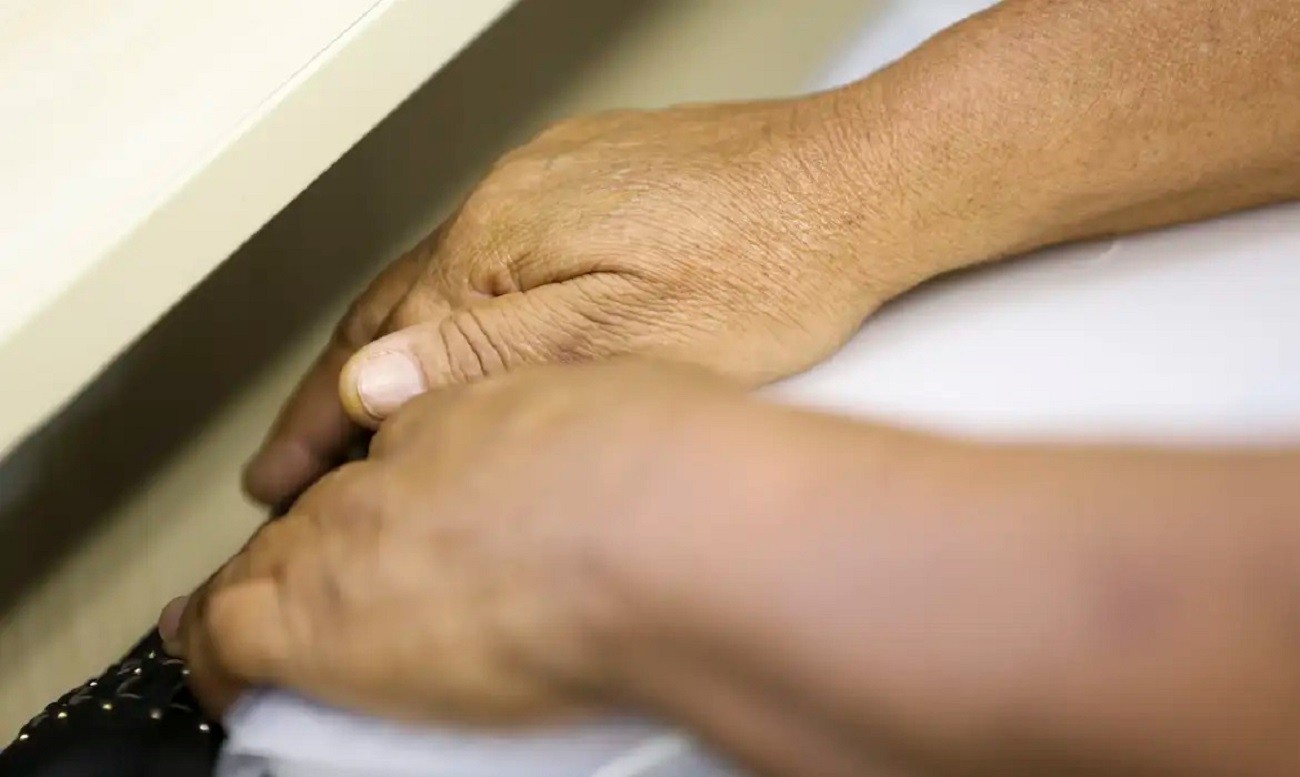 Acordo entre Filhos e Ministério Público Garante Cuidados a Idosa de 100 Anos