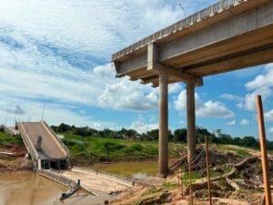 Investigação sobre o Desabamento da Ponte Frei Paolino Baldassari Revela Riscos Conhecidos
