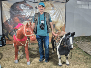 Cavalinhos da Expoacre: A Tradição Fotográfica que Encanta Gerações