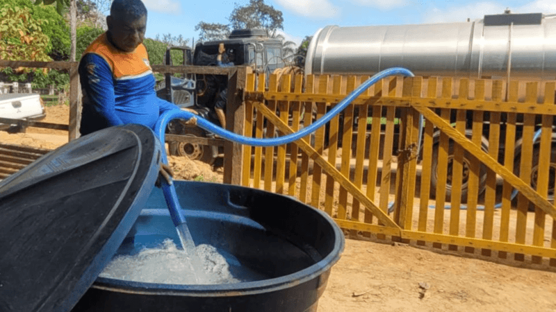 Comunidades Rurais de Rio Branco Recebem Abastecimento de Água Durante Seca Severas