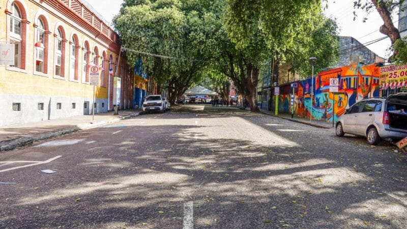 Rua Gastronômica em Manaus: Entrega Prevista para Novembro com Preservação de Árvores
