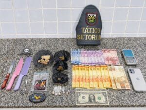 Jovem é Detido por Tráfico de Drogas em Boa Vista com Vários Itens Associados ao Crime