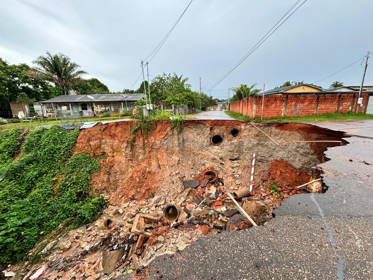 Mais de 44 mil pessoas em áreas de risco em Rio Branco: um alerta para a segurança urbana