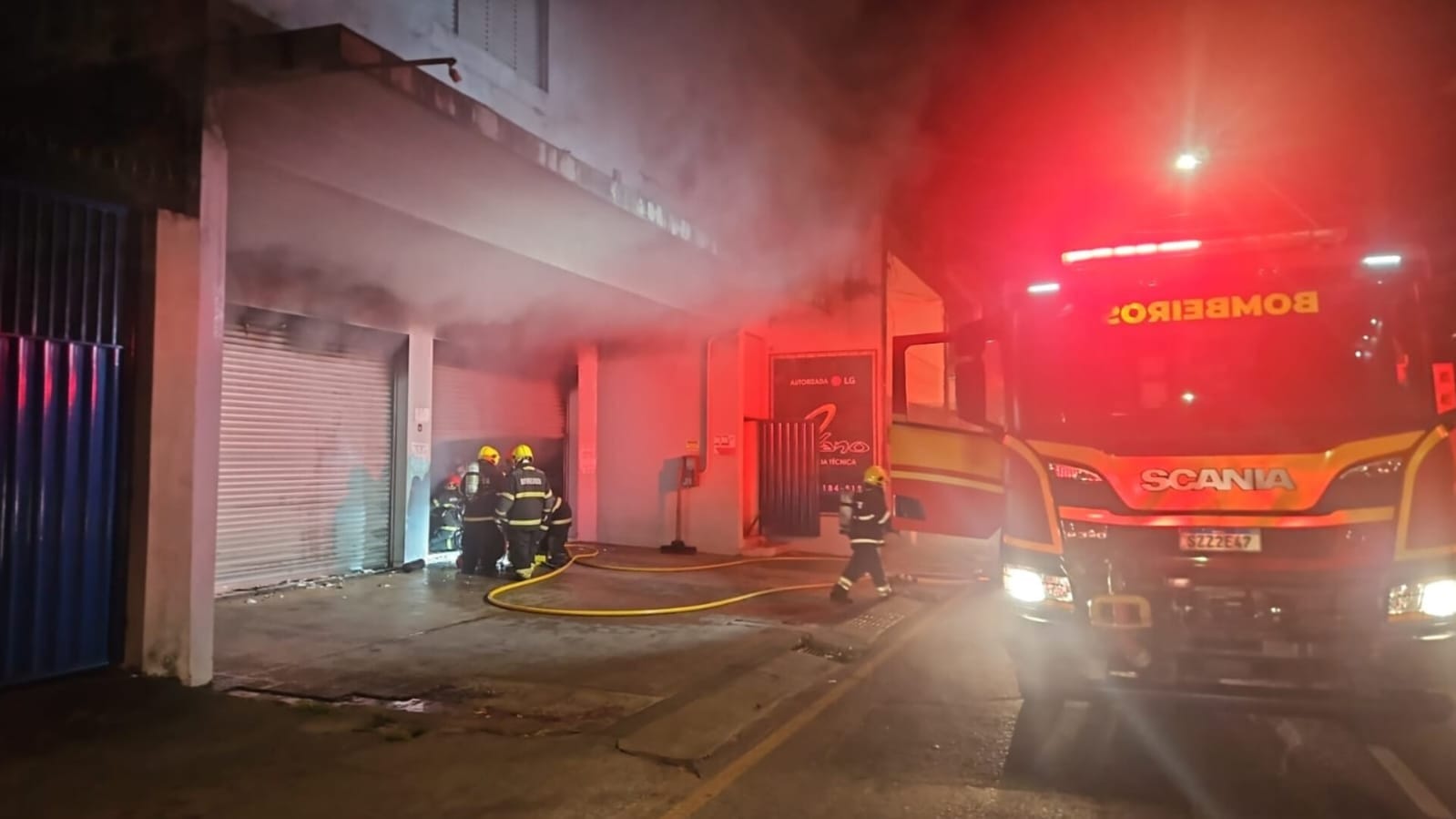 Incêndio em Depósito de Assistência Técnica em Santarém: Causas e Consequências